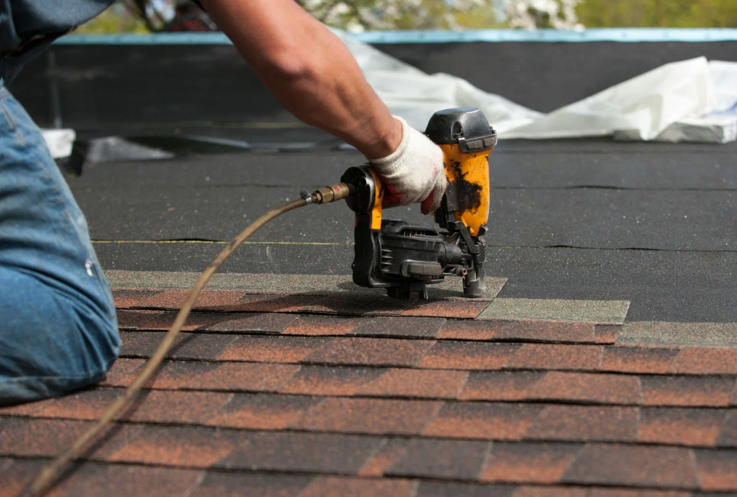 Roofing Help for Homes and Businesses